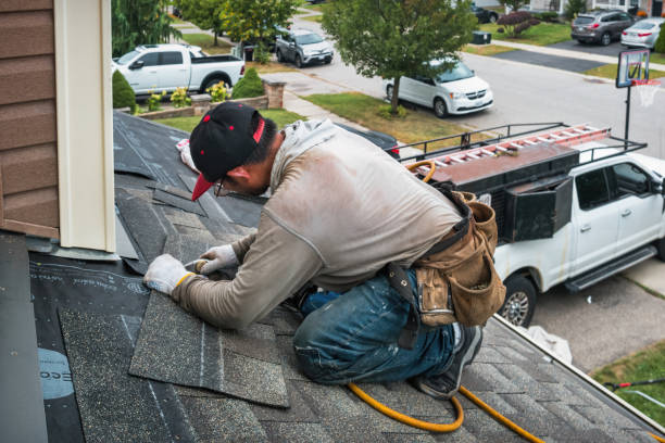 Professional Roofing technician working in Molena, GA